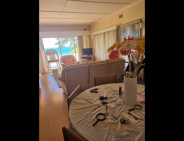 5 BEDROOM HOUSE FOR SALE IN UVONGO
